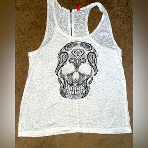 EUC Women’s Skull Tank by Divided H&M Size M